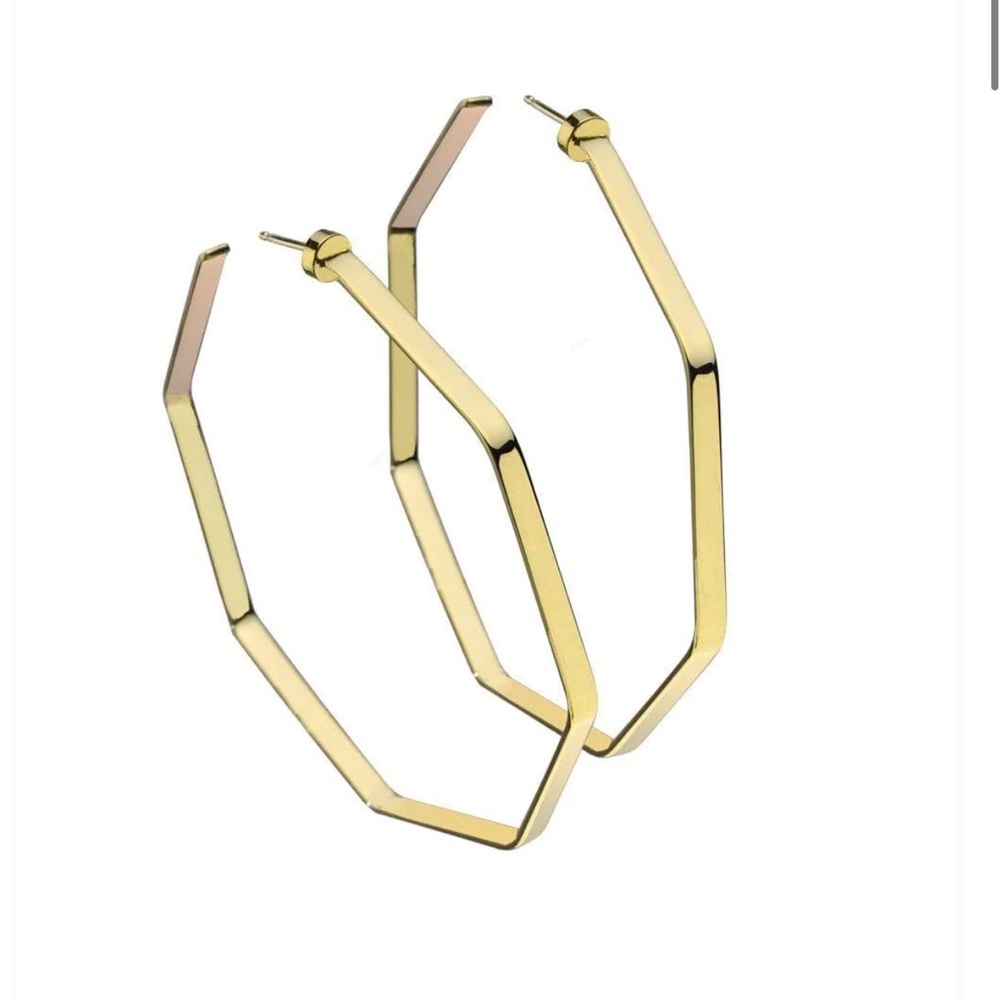 Jennifer Zeuner hoops NWT